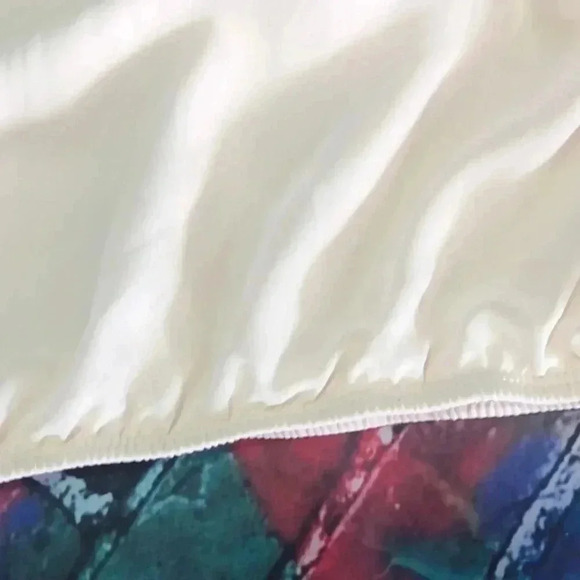 Maurices plus size 1 =16/18 cream‎ top/blouse with white lace accent - Picture 6 of 8